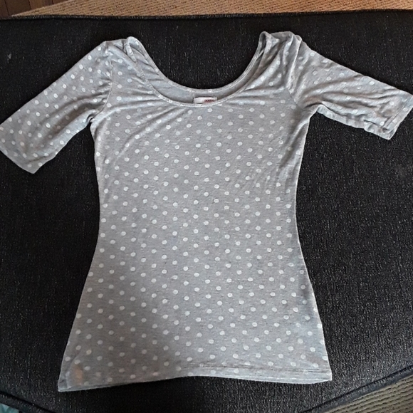 Low cut t-shirt - Picture 1 of 5